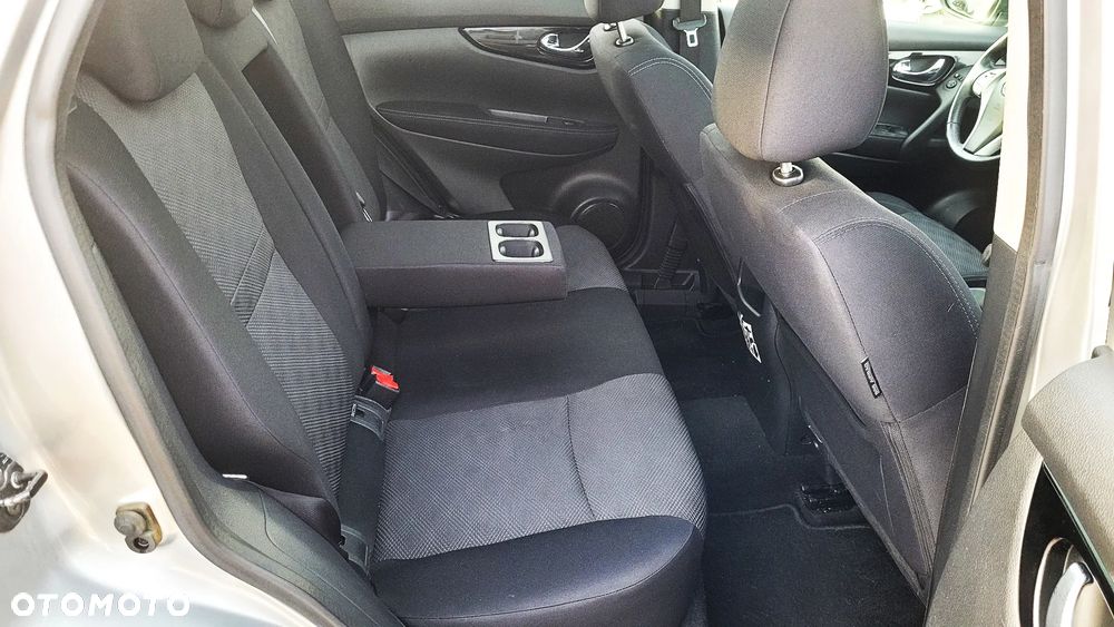 Nissan Qashqai 1.6 dCi Xtronic 360 - 28