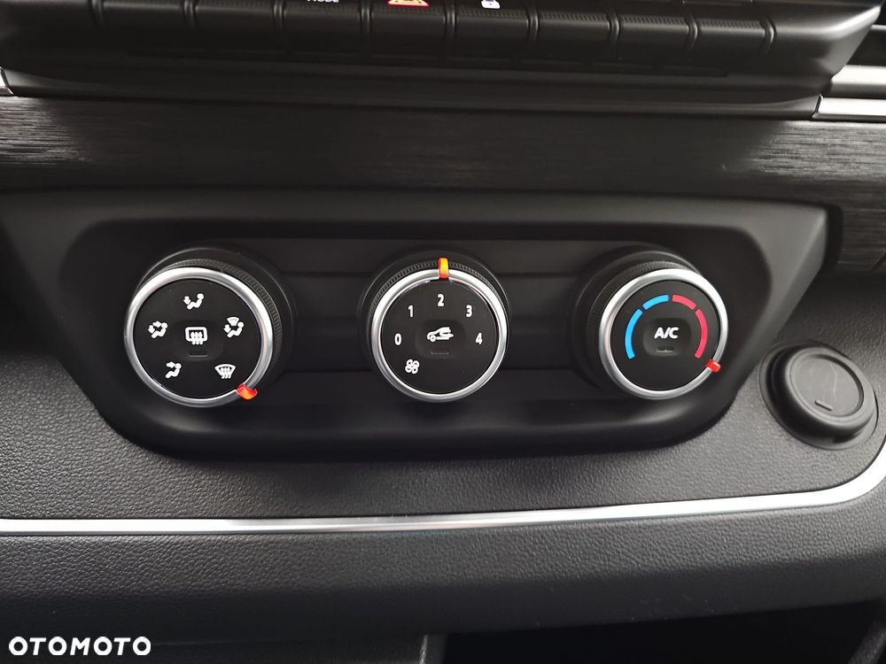 Renault TRAFIC - 19