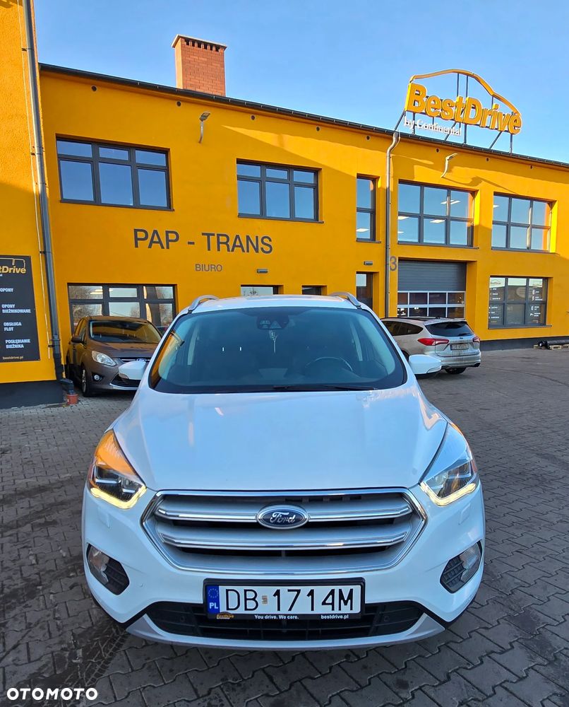 Ford Kuga 2.0 TDCi 4x4 Titanium - 2