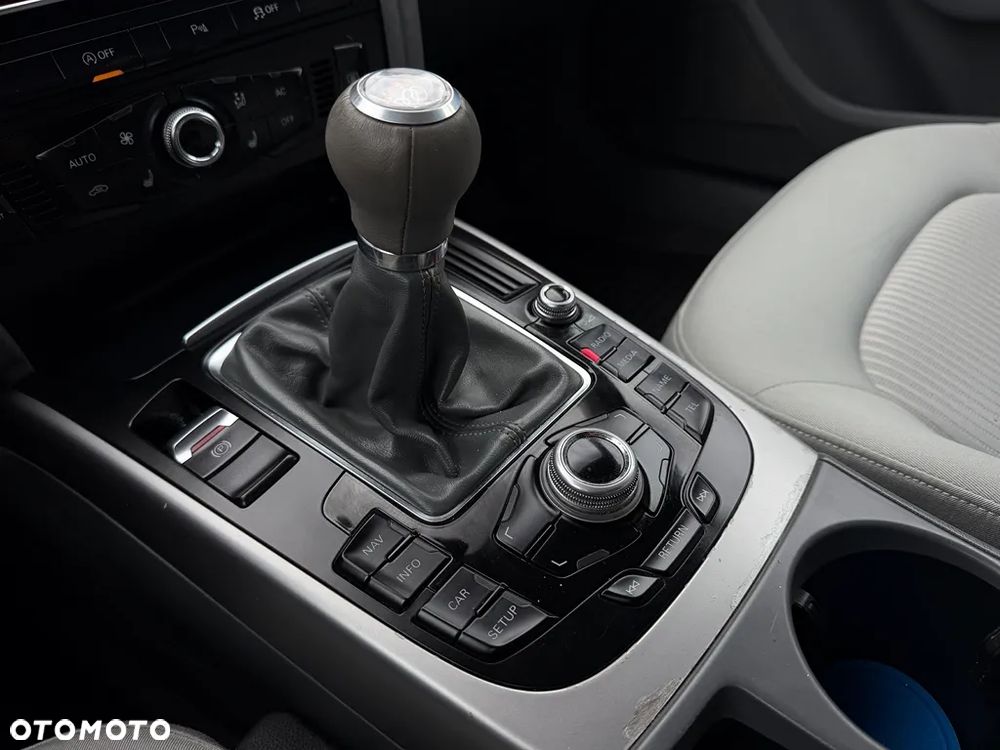Audi A4 Avant - 27