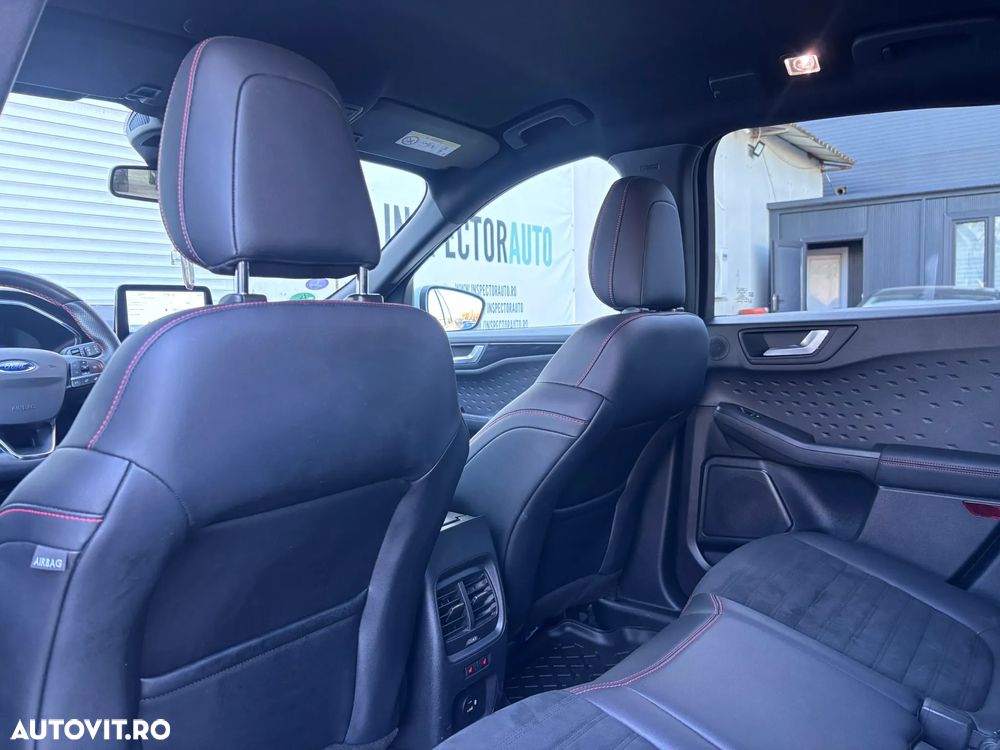 Ford Kuga ver-2-5-duratec-phev-st-line-x - 29