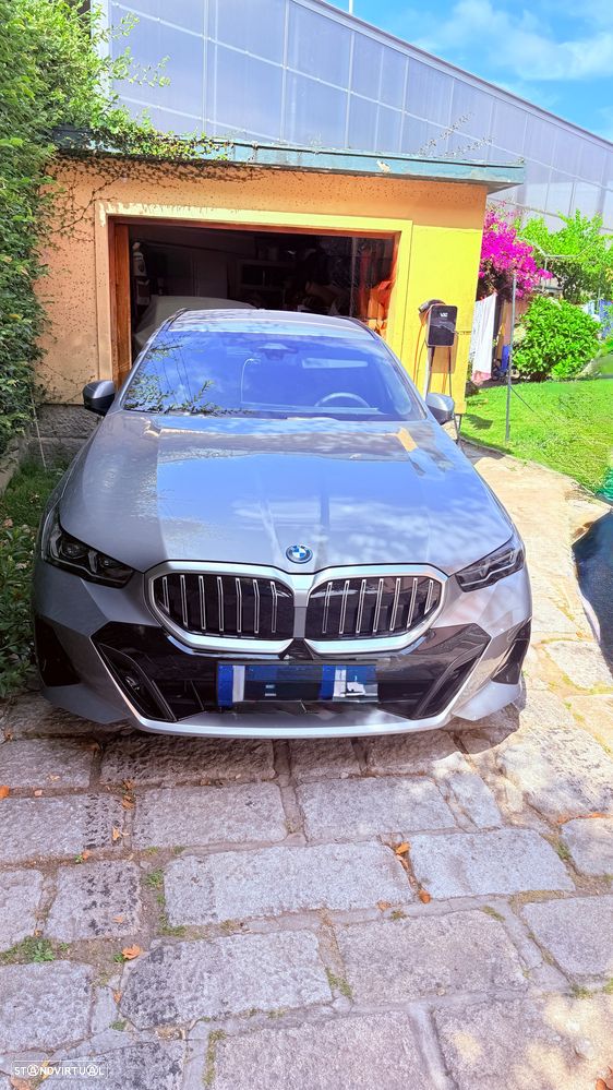 BMW 530 e Pack Desportivo M Pro - 1