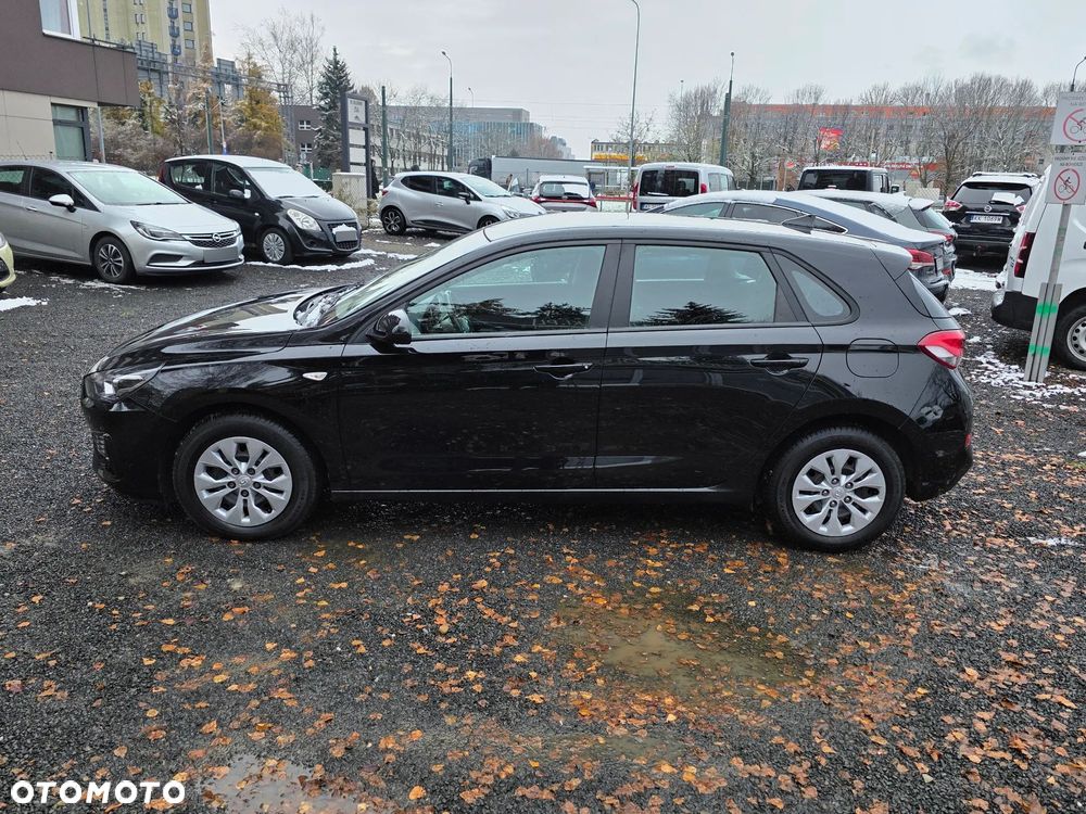 Hyundai i30 1.5 DPI Classic + - 2