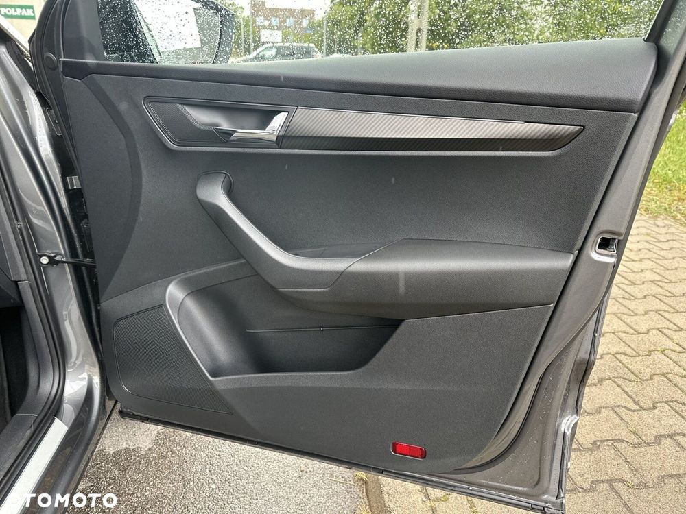 Skoda Karoq 1.5 TSI ACT Sportline DSG - 16