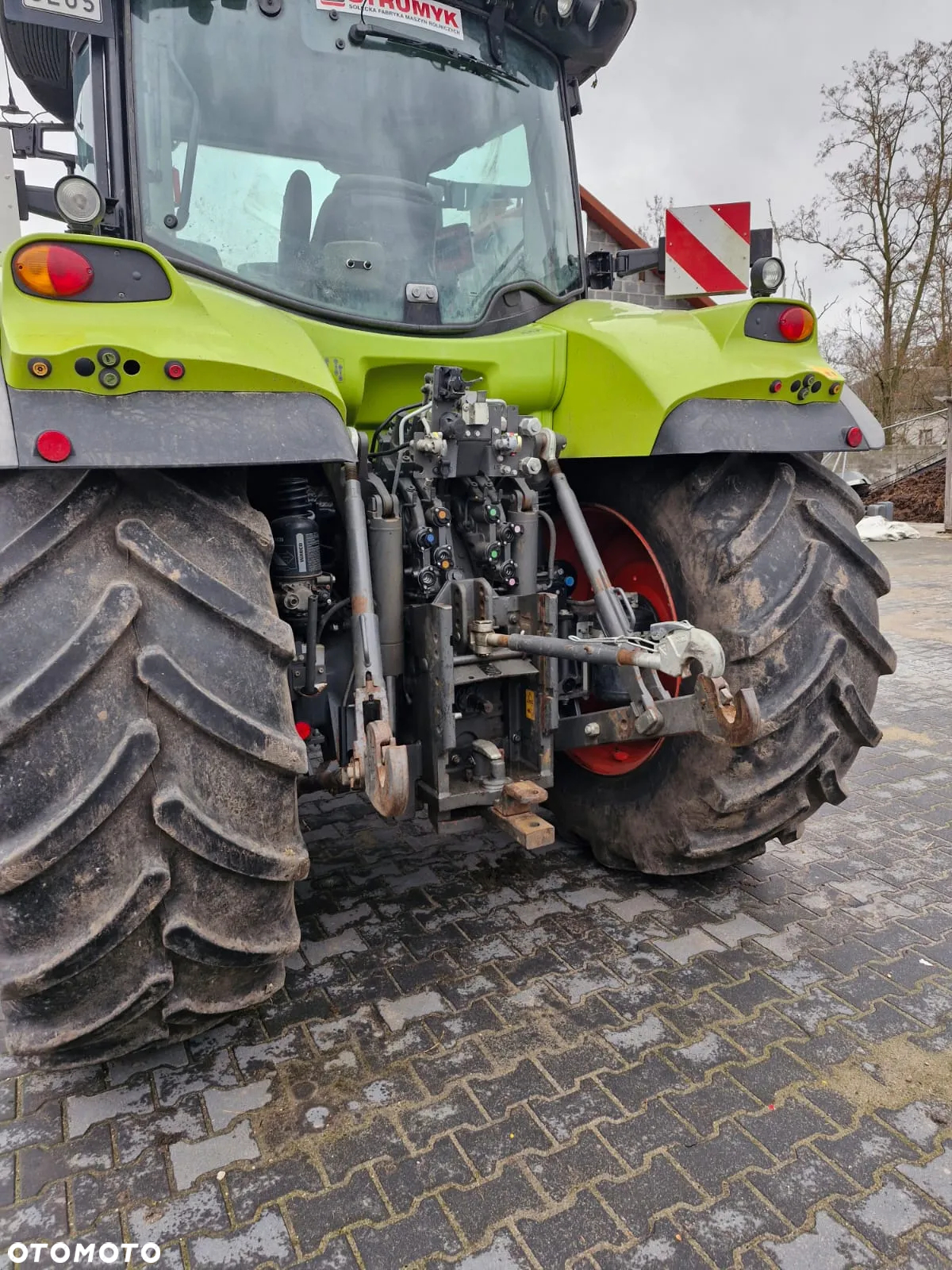 Claas Arion 630 - 12