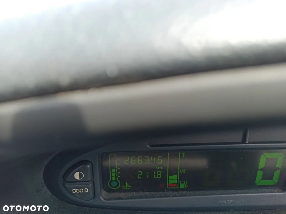 Citroën Xsara Picasso - 16