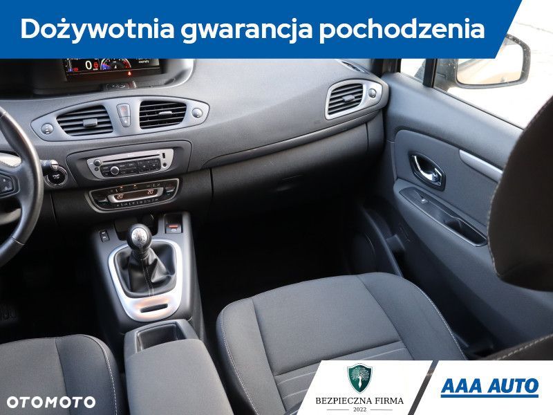 Renault Grand Scenic - 9