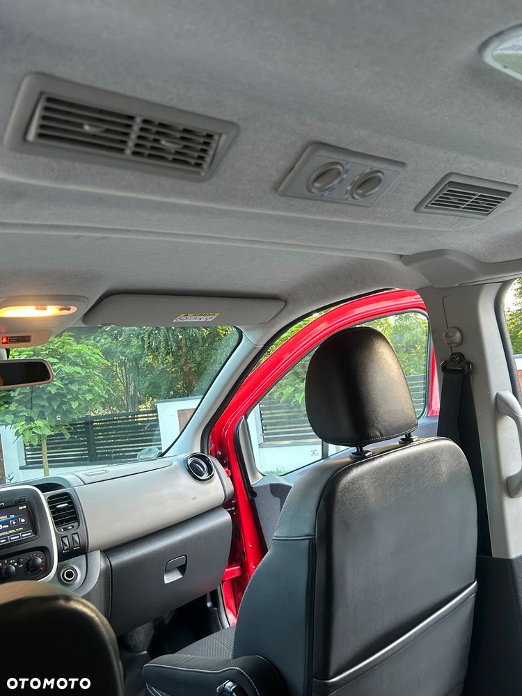 Renault Trafic - 25