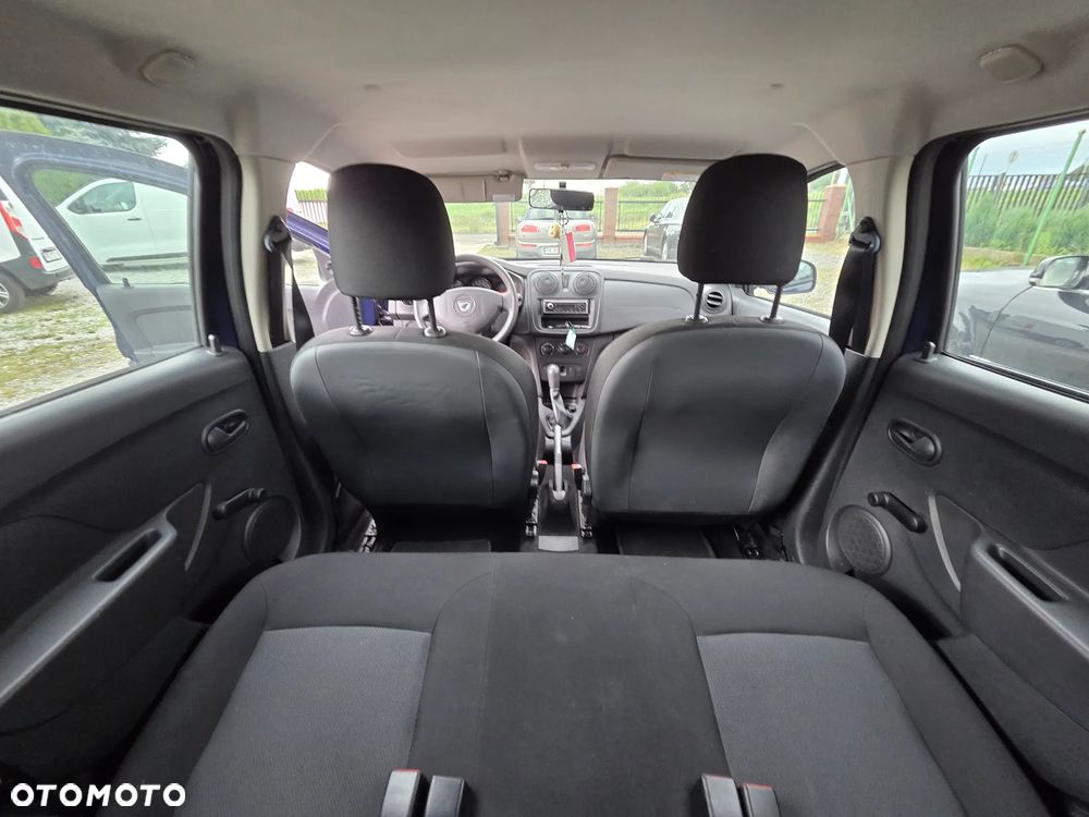 Dacia Logan 1.2 16V 75 Laureate - 26