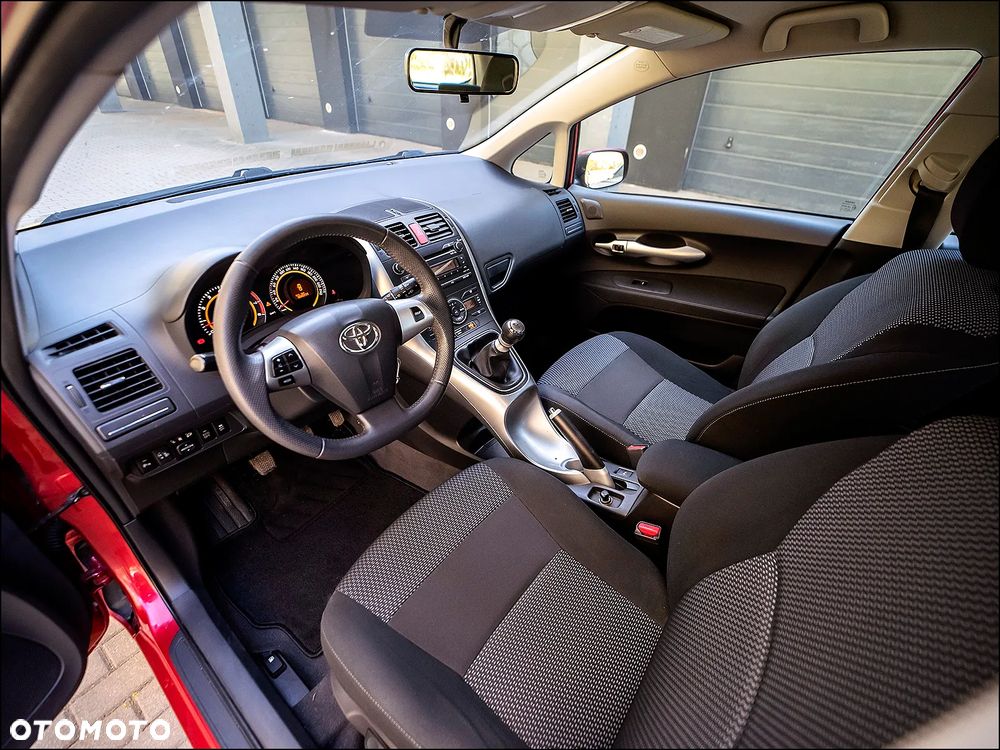 Toyota Auris - 6