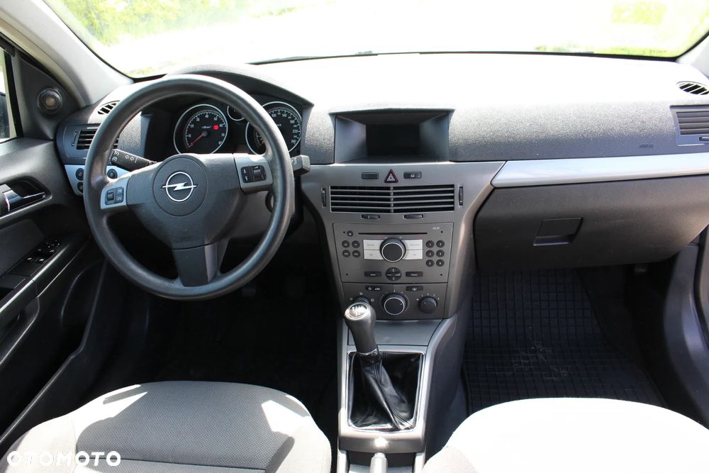 Opel Astra - 11