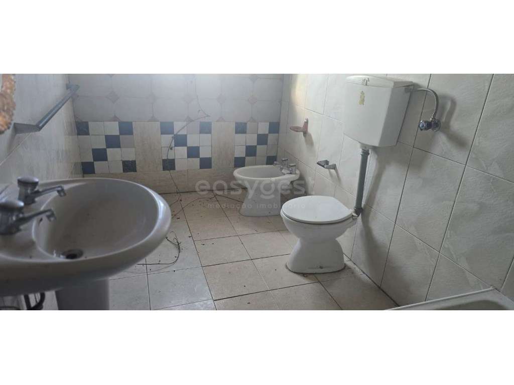 Moradia T4 à venda em Amor, Leiria — foto 2