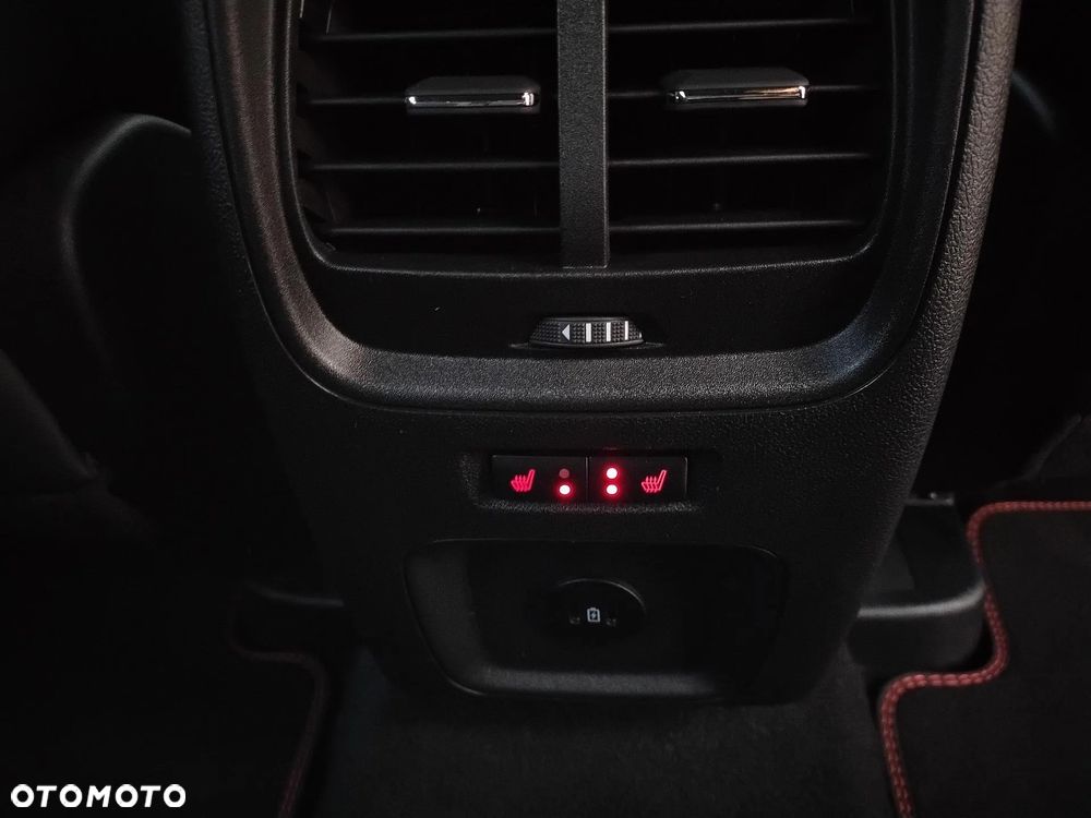 Ford Kuga 2.5P PHEV FWD ST-Line X eCVT - 35