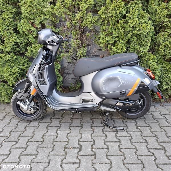 Vespa GTS - 6