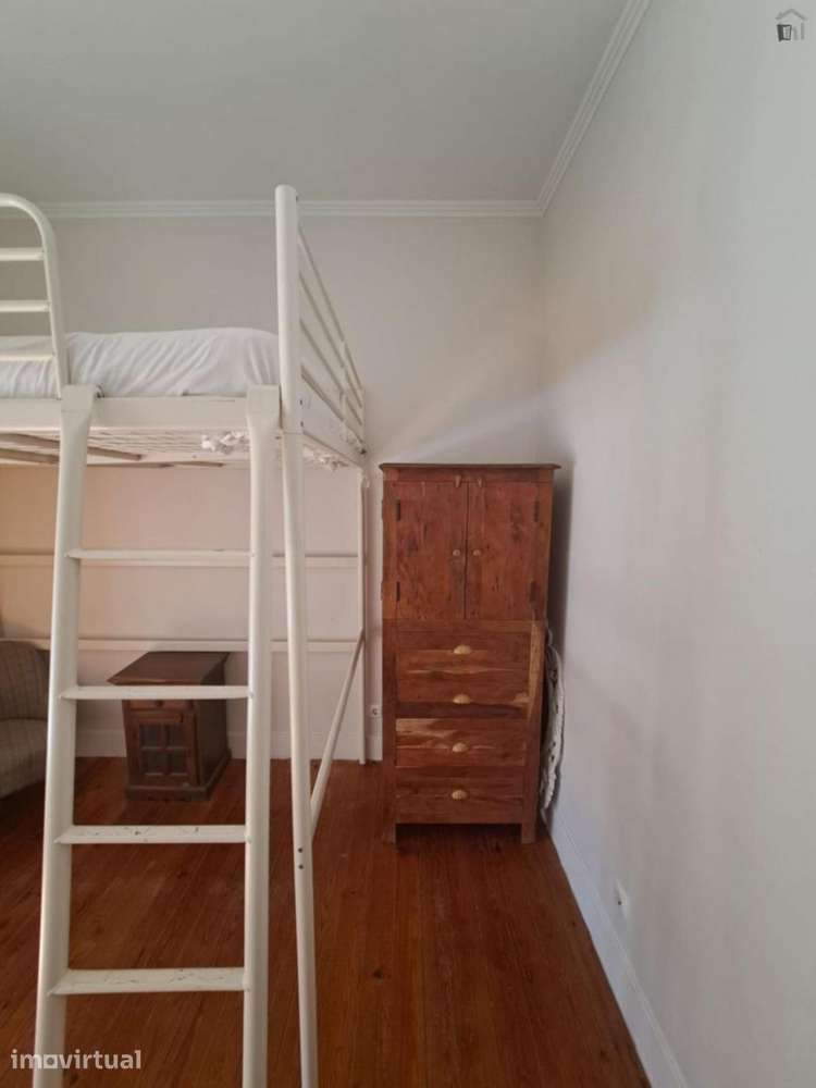 Quarto - localizado em Alameda Lisbon - Grande imagem: 4/29