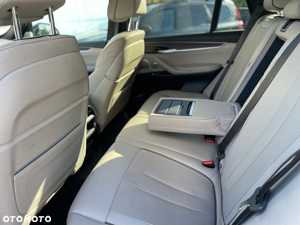 BMW X5 M M50d - 7
