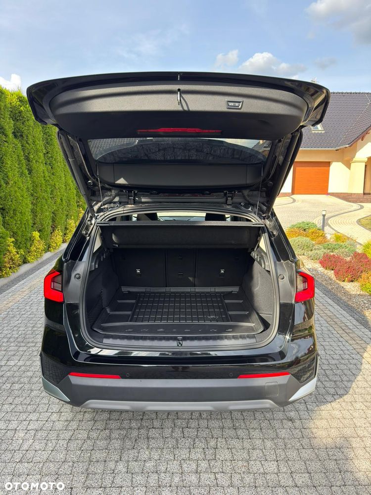 BMW X1 sDrive18i xLine - 8