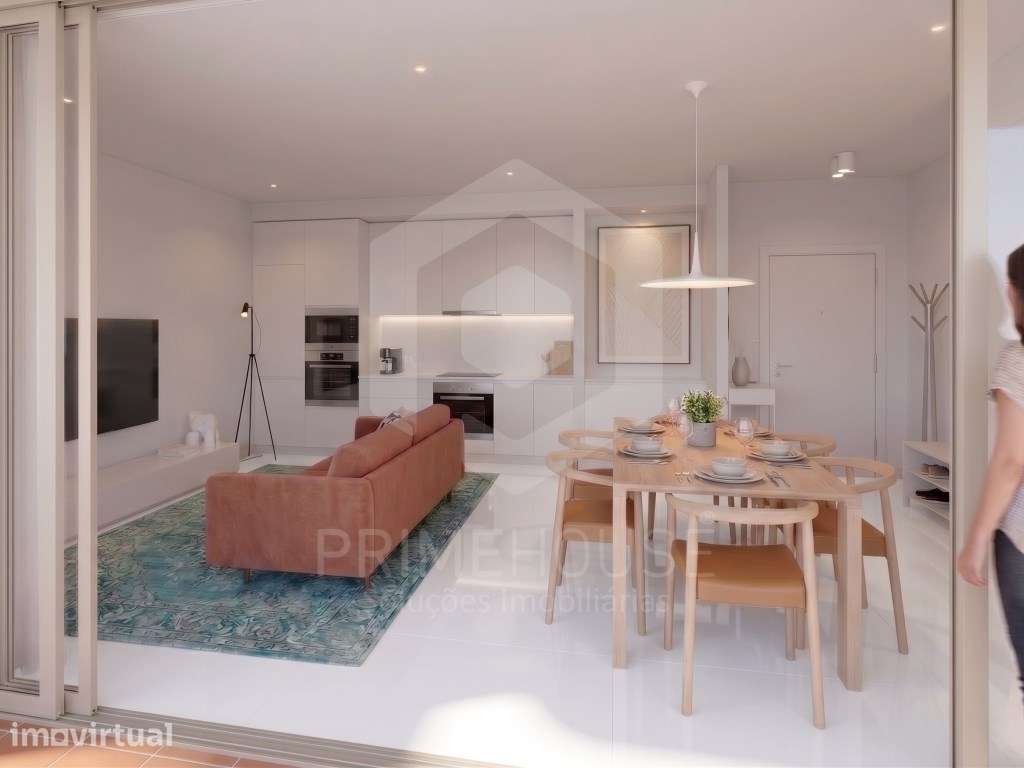 Apartamento T1 + 1 + Duplex - Grande imagem: 2/19