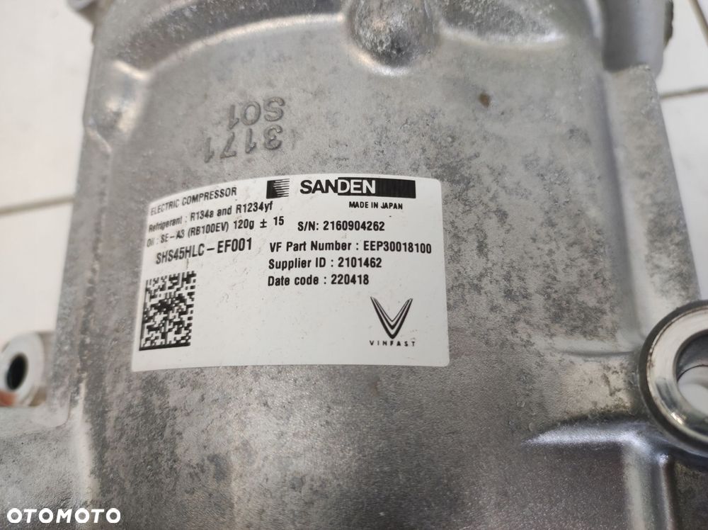 sprężarka kompresor klimatyzacji vinfast vf9 elektryk - 8