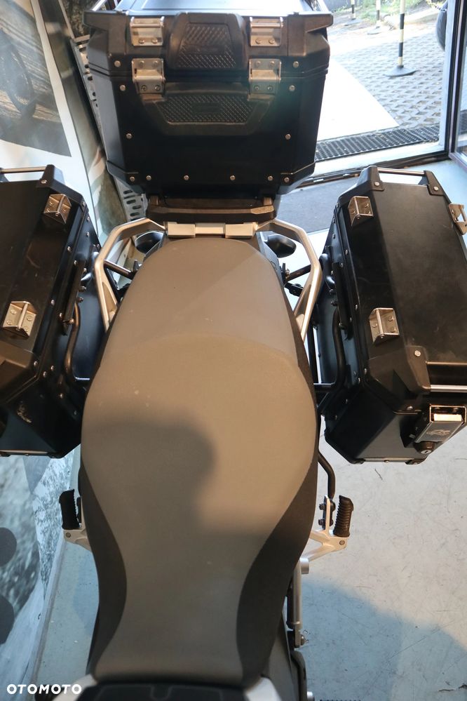 Suzuki V-STROM - 11
