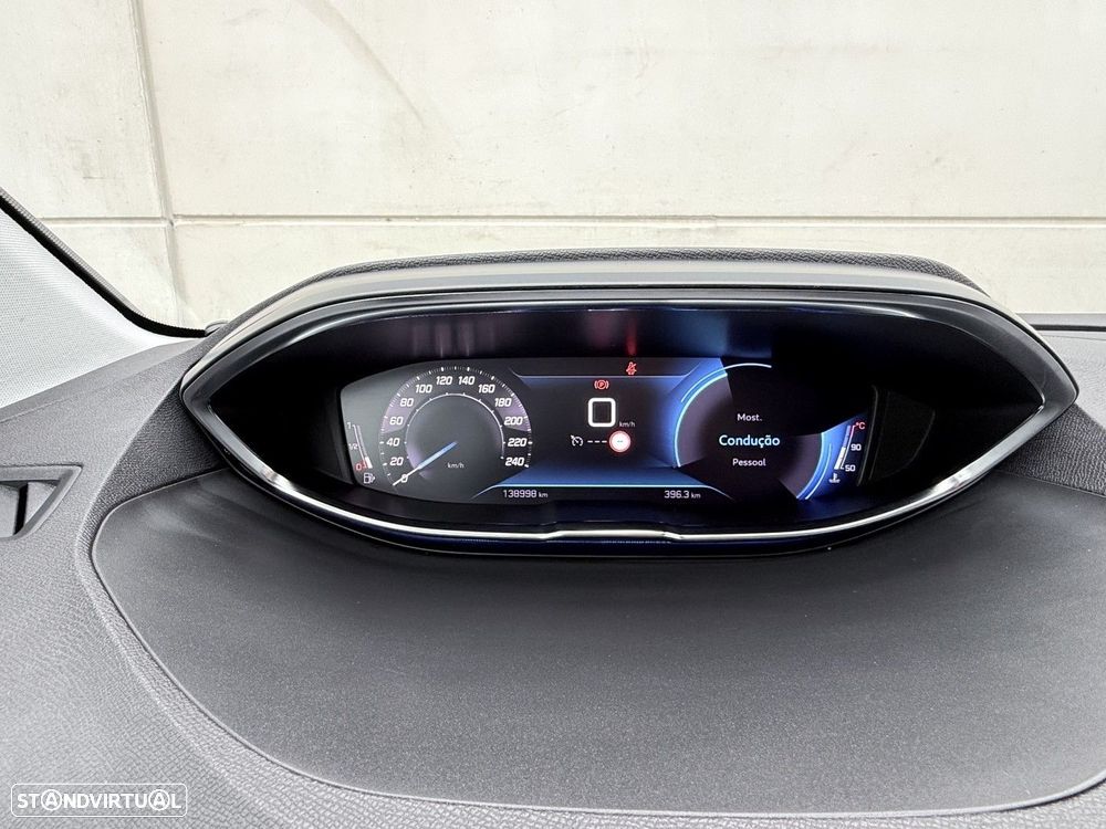 Peugeot 3008 1.5 BlueHDi Active Pack - 34