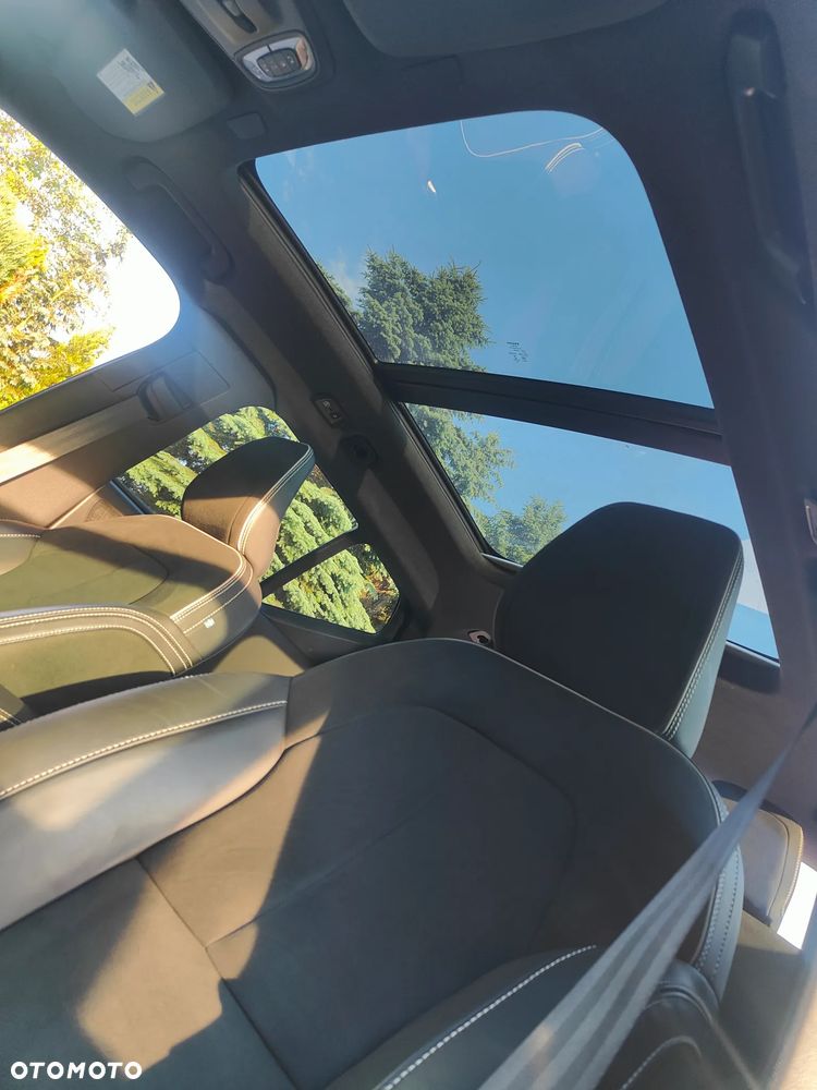 Volvo XC 40 T5 AWD R-Design - 29