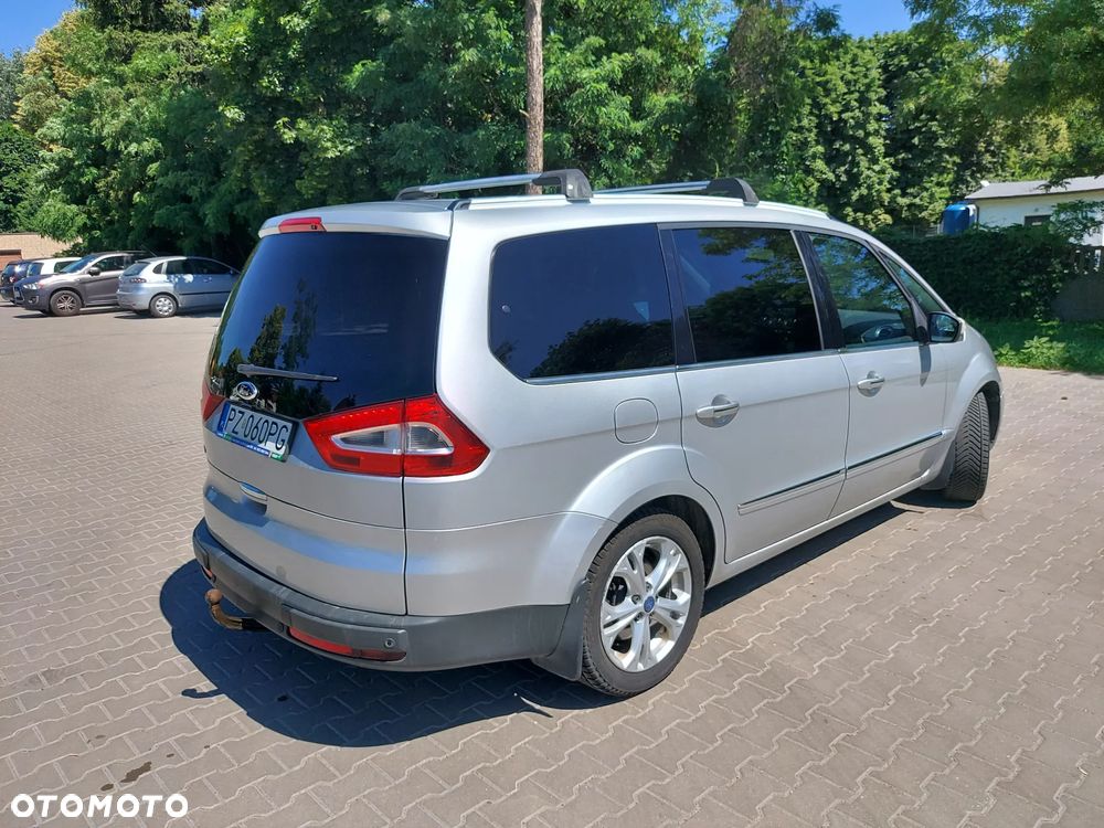 Ford Galaxy - 4