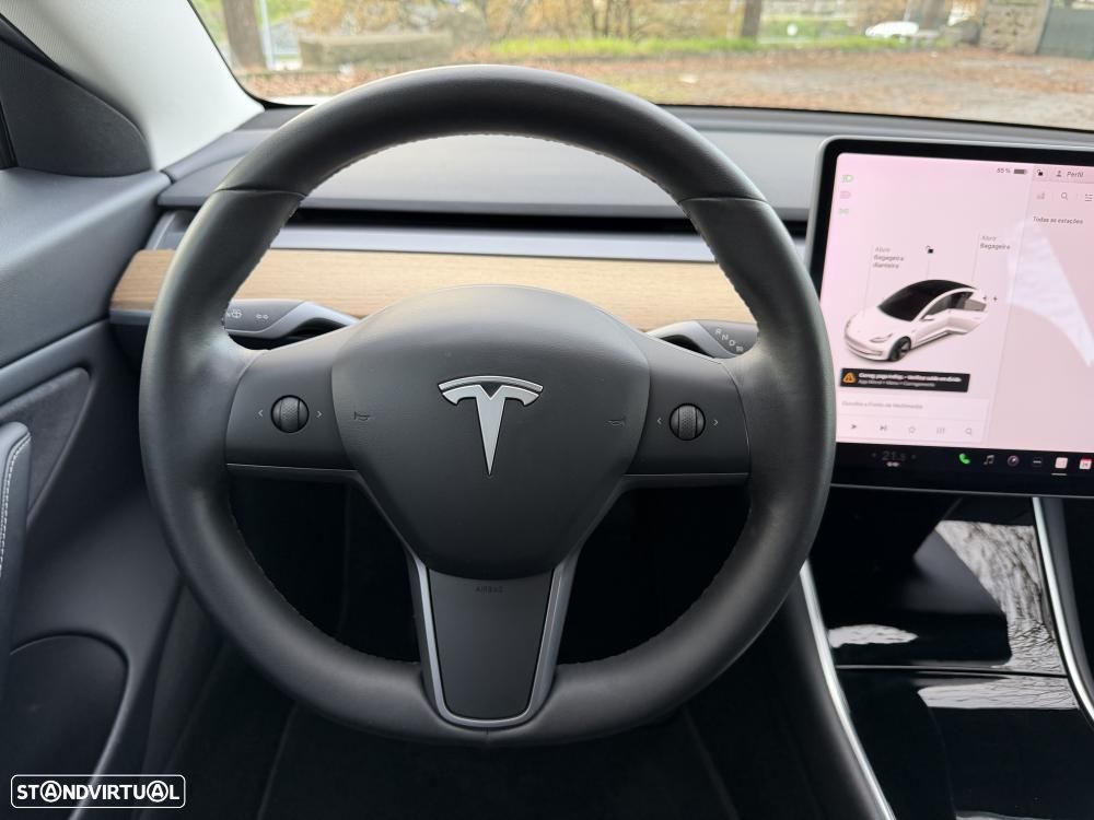 Tesla Model 3 Long-Range Dual Motor AWD - 26