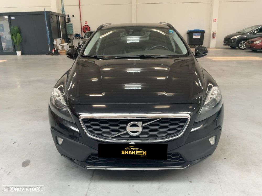 Volvo V40 Cross Country D2 Summum - 2