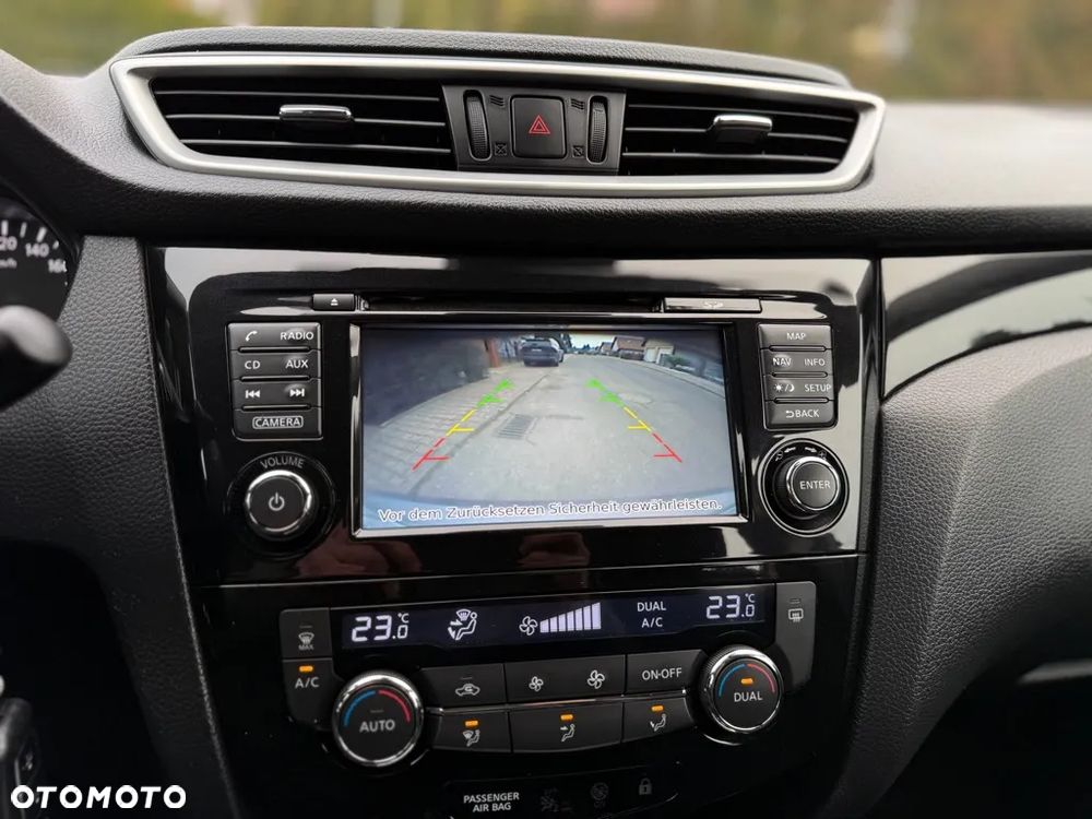 Nissan Qashqai 1.2 DIG-T Xtronic TEKNA - 22