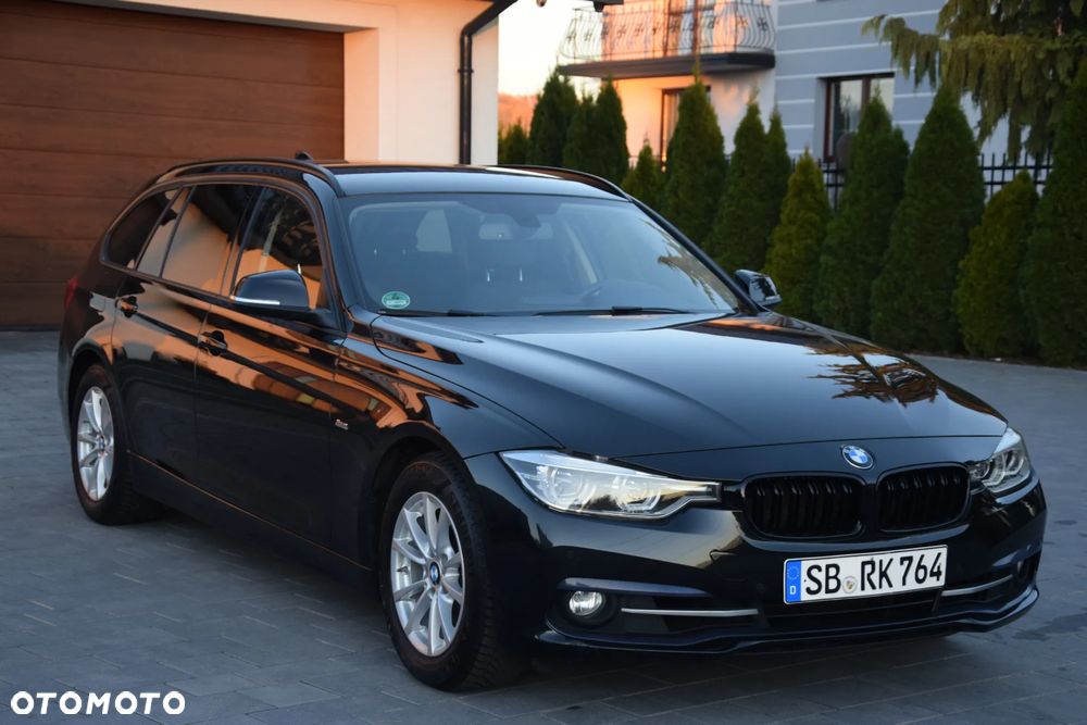 BMW Seria 3 320i Touring Sport Line - 23
