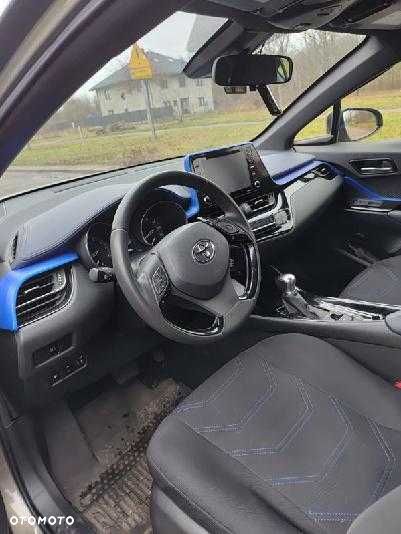 Toyota C-HR - 4