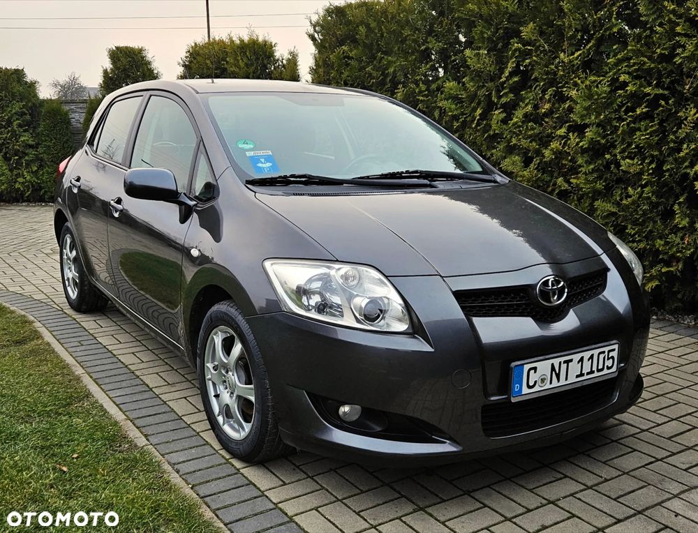 Toyota Auris 1.6 VVT-i Executive - 21