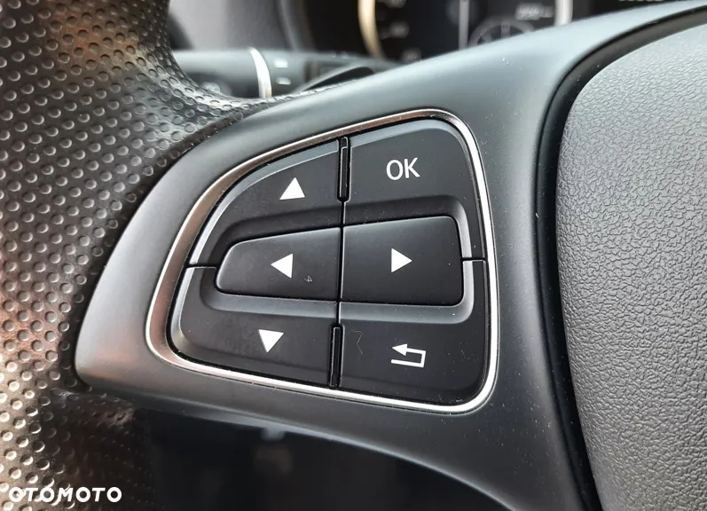 Mercedes-Benz VITO - 11