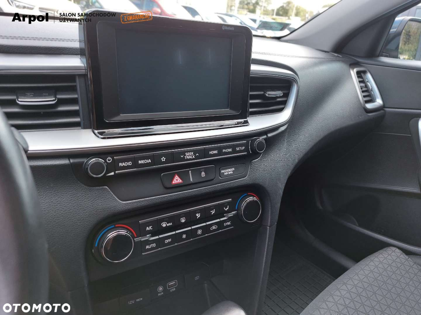 Kia Ceed 1.4 T-GDI M DCT - 16