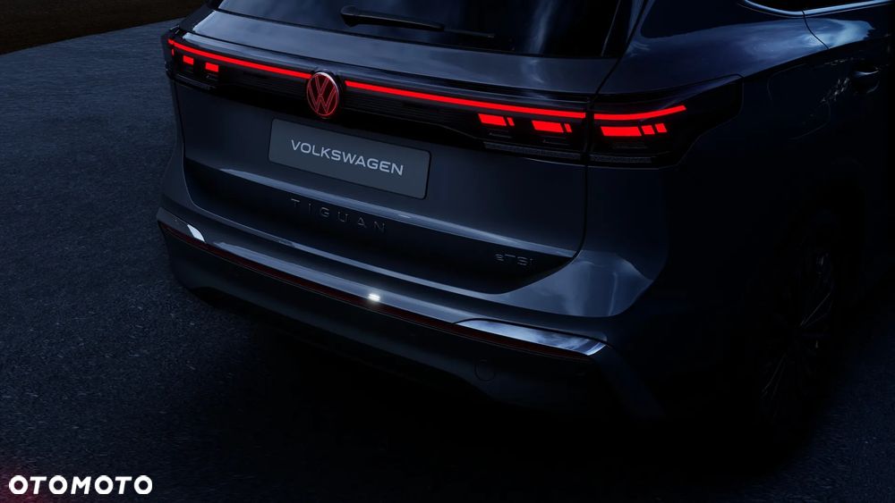 Volkswagen Tiguan 1.5 eTSI Elegance DSG - 18