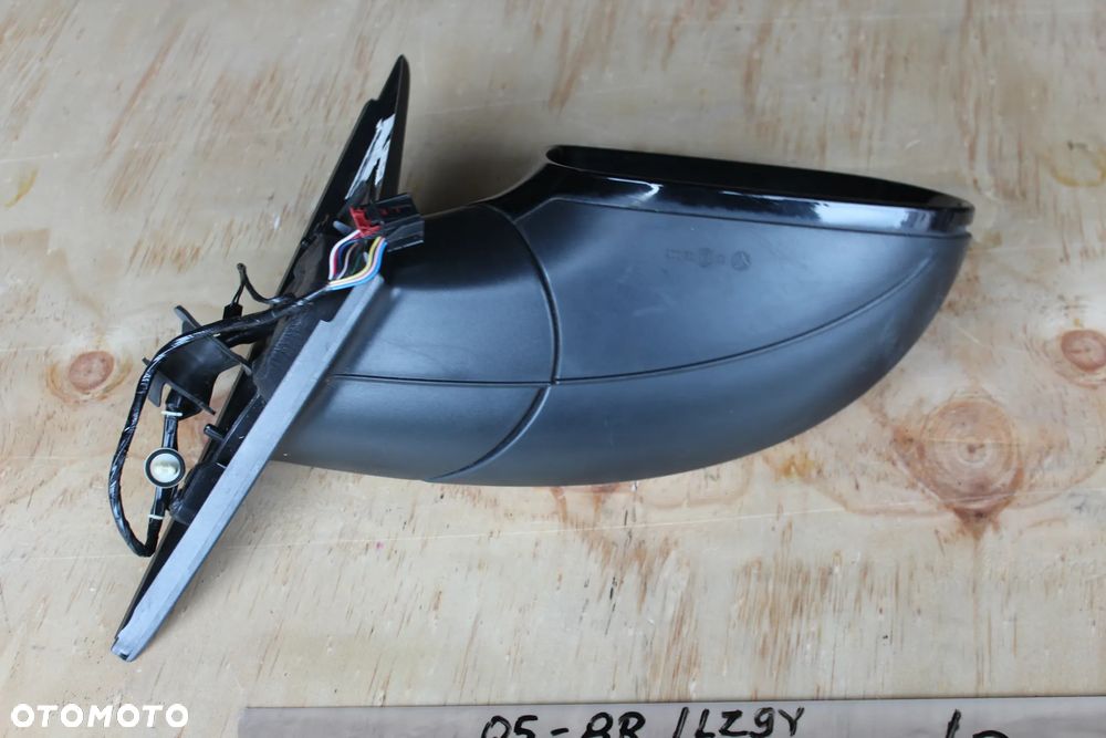 LUSTERKO PRAWE AUDI Q5 8R 10 + 2 PIN 8R1857410G LZ9Y EU 2016 - 10