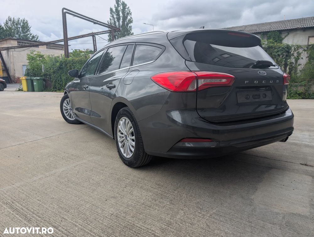 Ford Focus 1.5 EcoBlue Connected - 16
