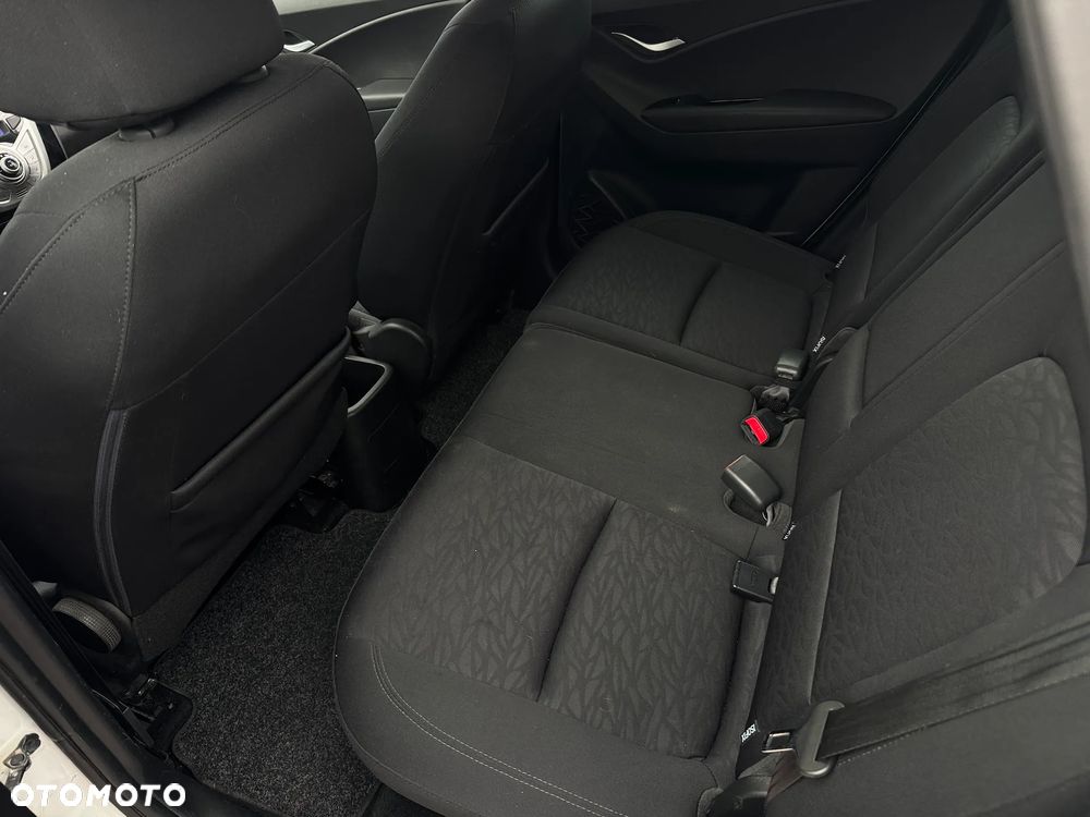 Hyundai ix20 1.4 CRDi Premium blue - 10