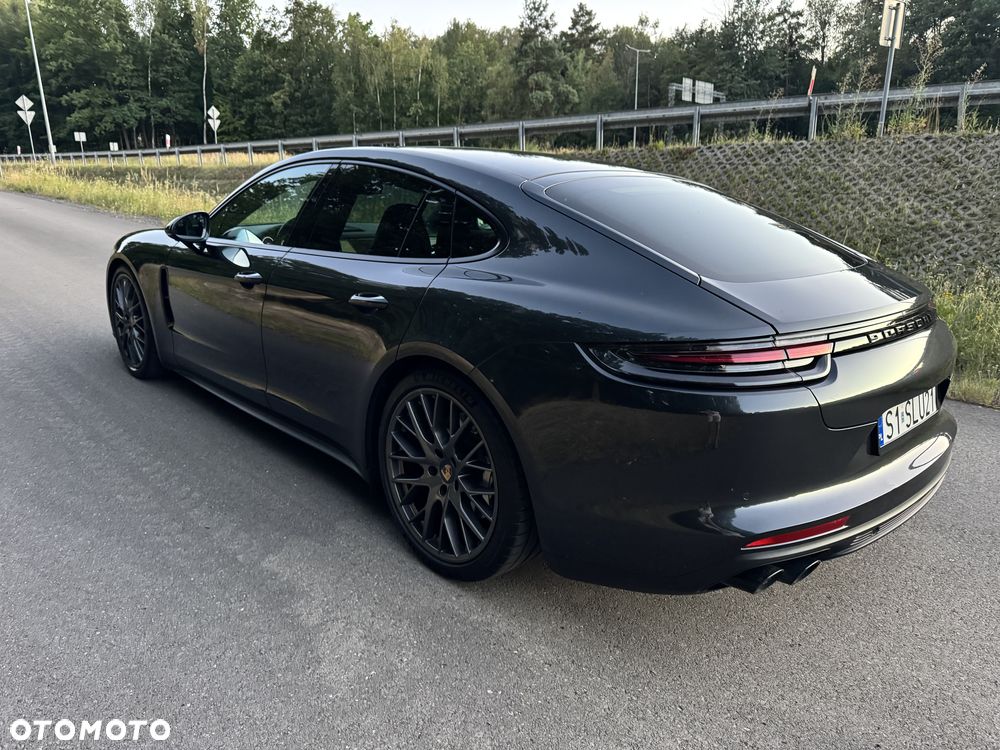 Porsche Panamera 4 - 7
