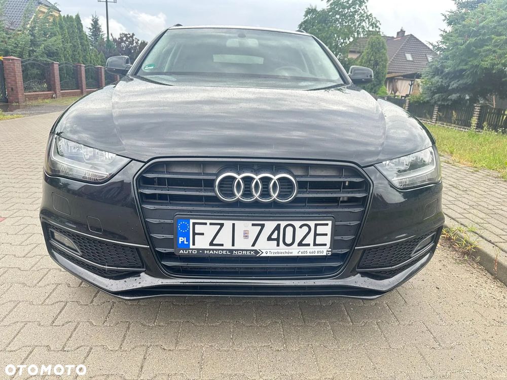 Audi A4 Avant 2.0 TDI DPF S line Sportpaket - 3