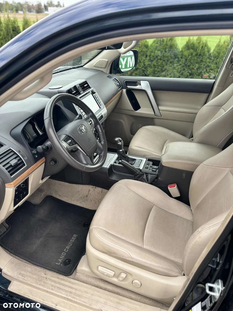 Toyota Land Cruiser LC 2.8 D-4D Invincible - 10