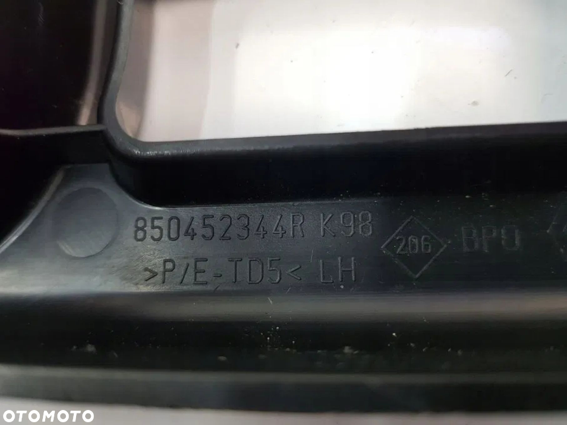 RENAULT CLIO IV ŚLIZG ZDERZAKA PRAWY LEWY TYŁ - 3