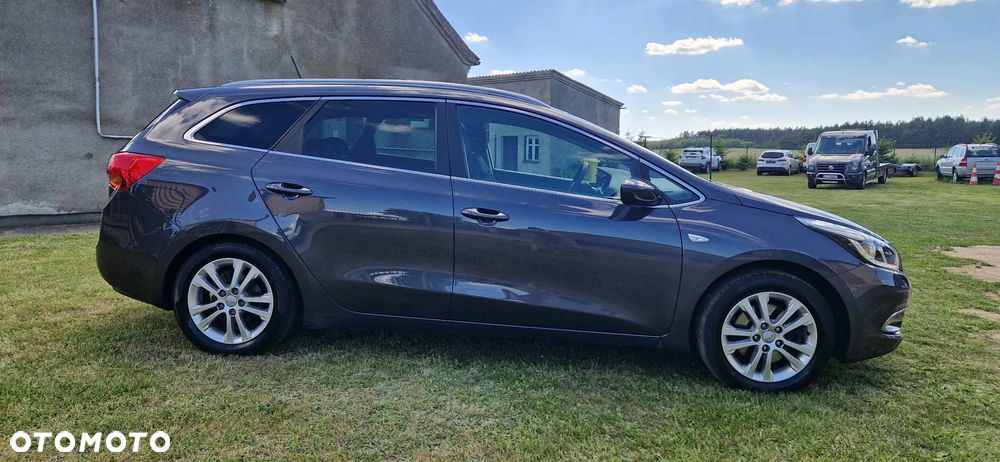 Kia Ceed 1.6 GDI Platinum Edition - 10