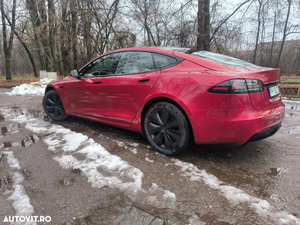 Tesla Model S - 7
