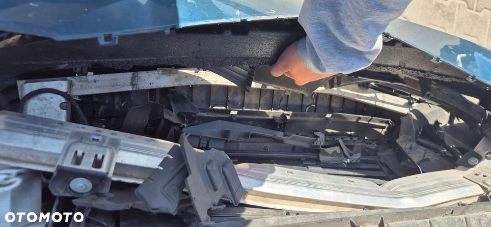 Peugeot 5008 1.5 BlueHDi Allure Pack S&S EAT8 - 22