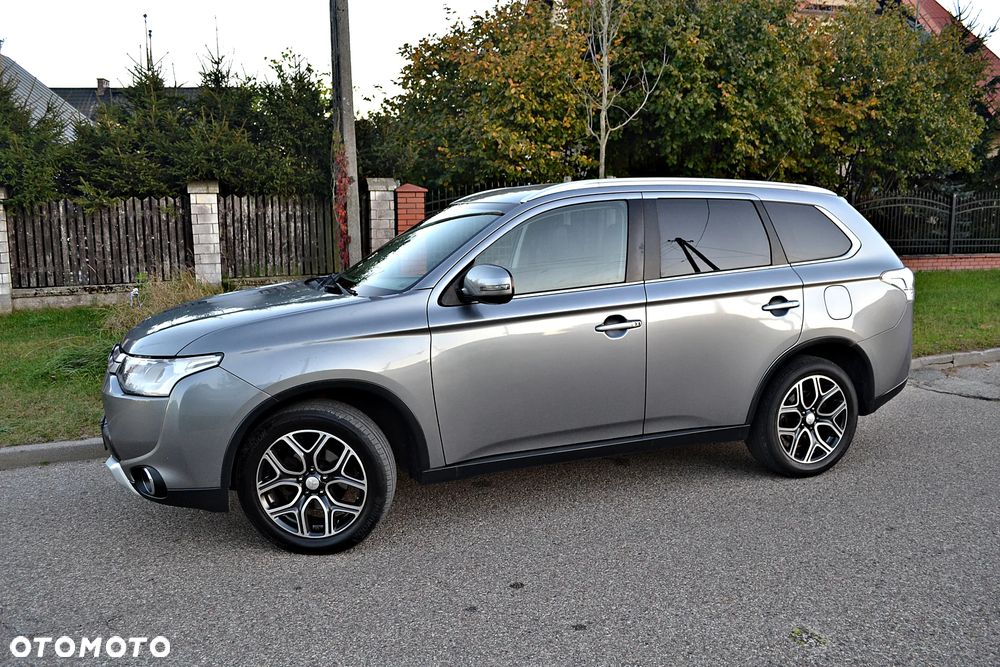 Mitsubishi Outlander 2.2 DID Intense + 4WD - 6