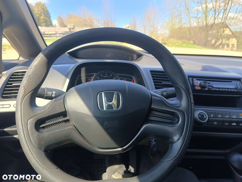 Honda Civic 1.8i-VTEC i-SHIFT Type S - 9
