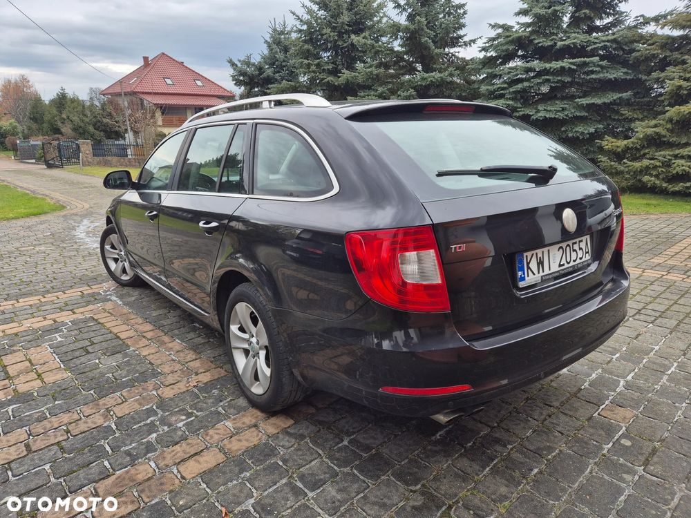 Skoda Superb 2.0 TDI Ambition - 5