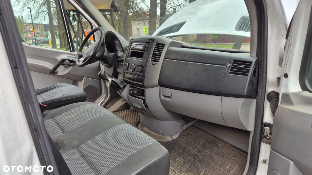 Mercedes-Benz SPRINTER - 13